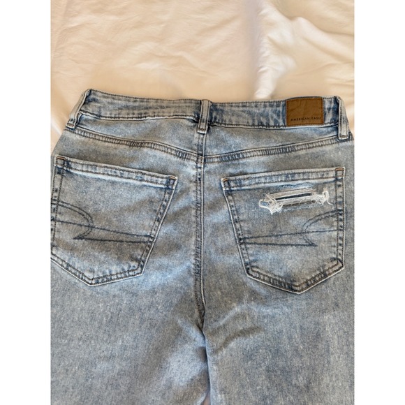 American Eagle Super High Rise Baggy Wide Leg Jean Light Wash Stretch Size 2 Reg - Picture 3 of 9